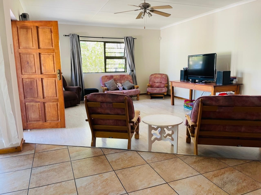 4 Bedroom Property for Sale in Dorchester Heights Eastern Cape